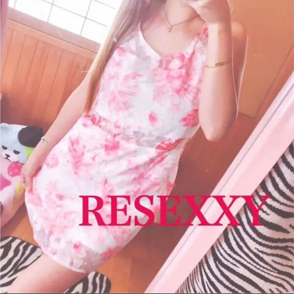 RESEXXY☆ウエストシースルー☆花柄ワンピ☆水彩☆ミニワンピ