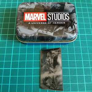 マーベル スタジオ ピンズ入り缶 アイアンマン マーク2 MARVEL STUDIOS