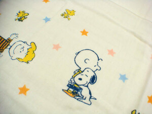  free shipping [ new goods ] made in Japan west river 4 -ply gauze baby Kett 80.×100.[ Snoopy ]WH