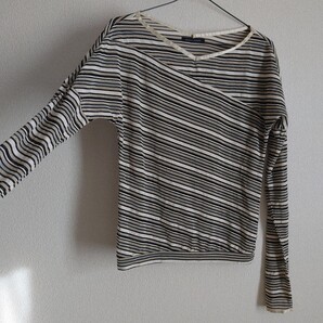 【美品】Abahouse Devinette 黒×金ボーダーカットソー