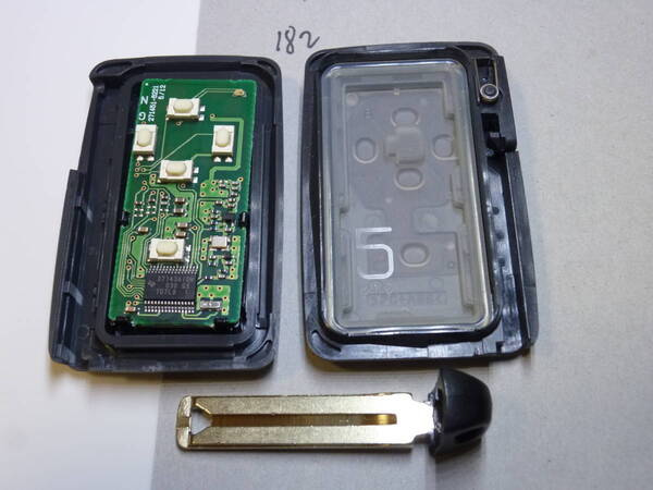 182. 初期化済 トヨタスマートキー アルファード ヴェルファイア 20 271451-6221 未登録 鍵付き