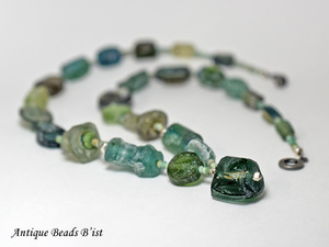 *. hoe . tonbodama * Ancient Rome n glass green series silver . remainder missing one-side beads necklace original dragonfly sphere [ free shipping ] [MB19023][.]