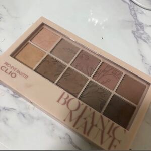 CLIO プロアイパレット 09 BOTANIC MAUVE