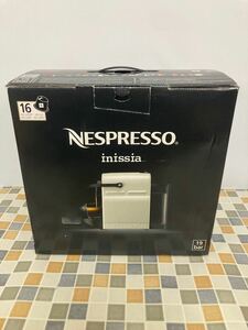 ネスプレッソ NESPRESSO C40RE コーヒーメーカー　