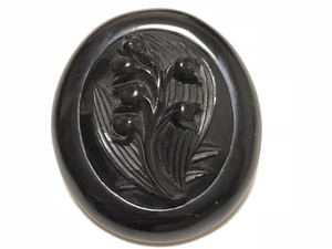  antique Victoria n period Whitby jet 20.4g comming off carving bell orchid skill mo- person g brooch 