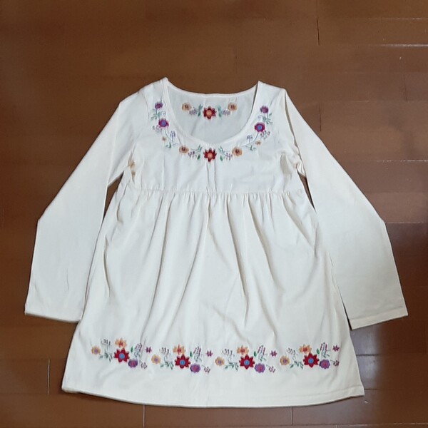 クリーム色 花柄刺繍入 チュニック ワンピース
