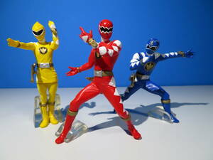  Bakuryuu Sentai Abaranger : figure collection (3 body )/aba red &aba Rebel- &abare yellow 