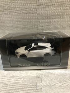 1/43 レクサス LEXUS 新型NX 350h F SPORT 非売品 ミニカー ディーラー特注品 ホワイトノーヴァガラスフレーク