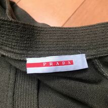 Prada(プラダ)オリーブグリーン長袖ニットセーター40(M相当)美中古　厚手/エルボーパッチ/Vネック/イタリー製_画像7