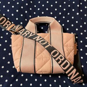 [ZARA( Zara )] text nylon City bag ( body bag ) pink * quilting 