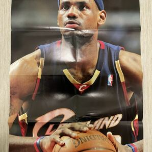 NBAポスター レブロン・ジェームス(LeBron James ) HOOP 2006年7月号別冊付録 B2サイズ(約50cm×約70cm) 【キャブス時代】