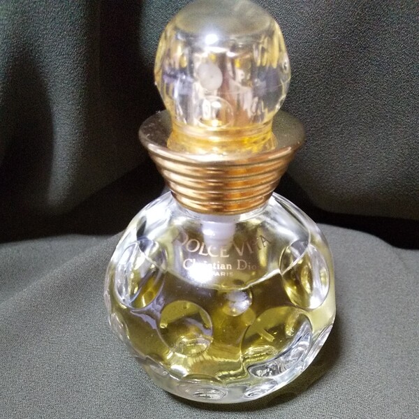 クリスチャンディオール 香水 ドルチェヴィータ Christian Dior