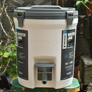 スタンレーSTANLEY保冷ウォータージャグ7.5Lホワイト 正規品 アウトドア キャンプ スポーツ イベント フェス