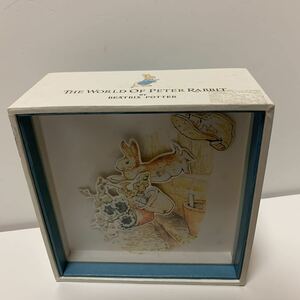 * rare * rare * Peter Rabbit music box Peter Rabbit . I 