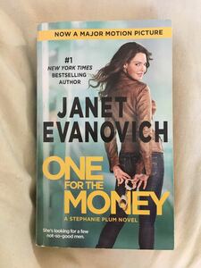 洋書　One for the Money janet evannvich 私が愛したリボルバー　ジャネット・イヴァノヴィッチ