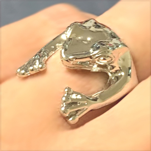 [RING] 925 Sterling Silver Plated リアル フロッグ 前足を伸ばした かわいい かえる カエル シルバー リング 9号 【送料無料】