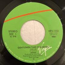 ■1980年 オリジナル国内盤 美品 JAPAN / 孤独な影 GENTLEMEN TAKE POLAROIDS 7’EP レコード VIPX-1550 ジャパン_画像3