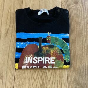 美品 ERIC CARLE はらぺこあおむし 半袖Tシャツ95㎝ 黒色 エリックカール 男女兼用 男の子女の子ベビーキッズ 出産準備子供服の画像4