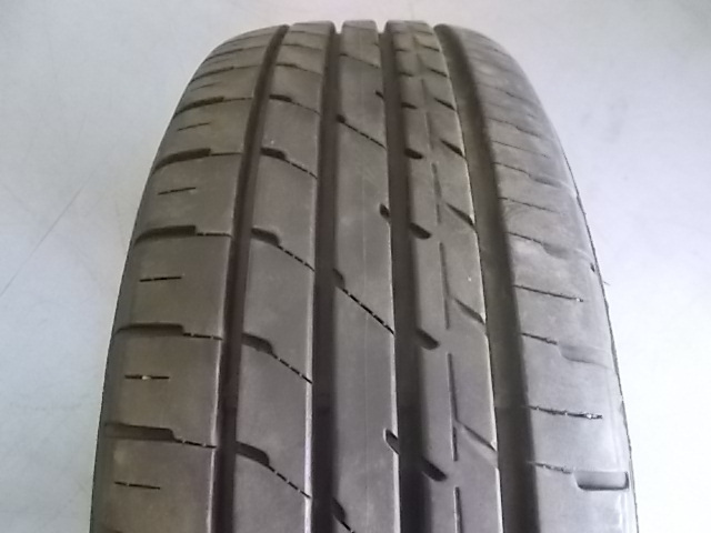 １９５／６０Ｒ１６　ダンロップ　エナセーブ　ＲＶ５０４　１本　2204