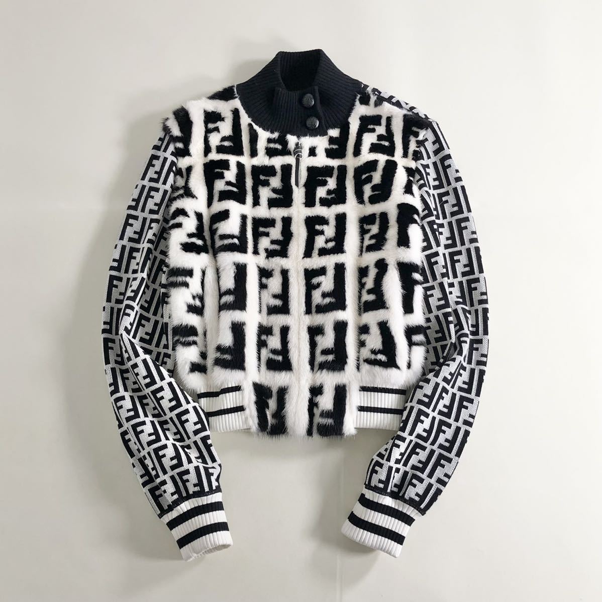 62%OFF!】 定価39万円FENDIフェンディ コレクション リバーシブル
