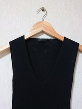 美品 DONNA KARAN NEW YORK ダナキャラン ニューヨーク タンクトップ★柔らか素材★コットン100% 収縮素材 レディース SIZE：XS イタリヤ製_画像2