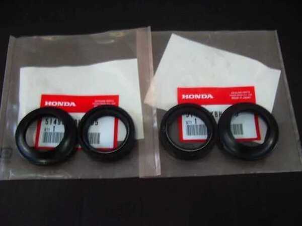 ペイペイCBX400F CBX550F CBR400F HONDA 純正 フロント フォーク オイル シール セット KBH