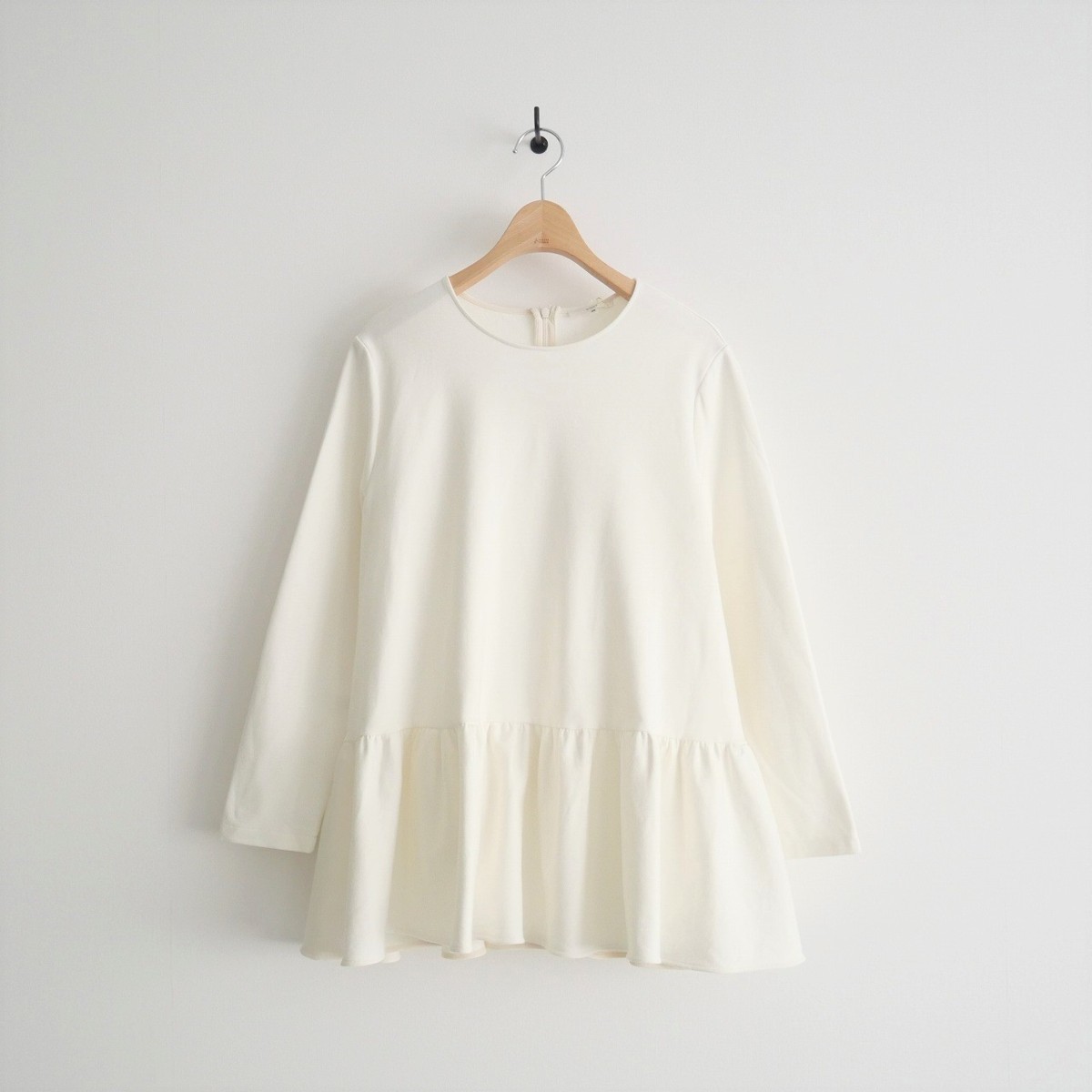 ヤフオク! -「yori ヨリ」(長袖) (シャツ、ブラウス)の落札相場・落札価格