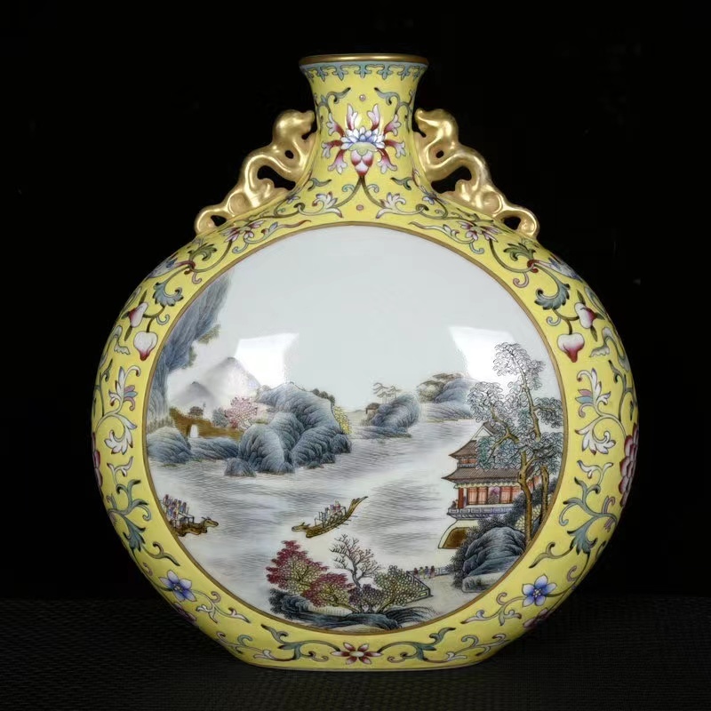 清・乾隆年製款・古陶磁器・黄底琺瑯彩描金山水紋双耳扁瓶』極細工