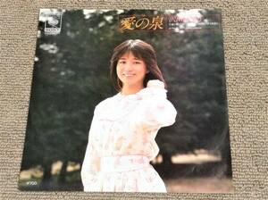 沢田富美子 '82年7”EP「愛の泉」トワ・エ・モワ