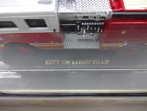CODE3　コード3　1/64　CITY　OF　LOUISVILLE　消防車　ファイヤーエンジン　ダイキャスト　_画像3