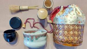 A　ヴィンテージ レトロ 茶道具 携帯用野点セット 野点籠・抹茶茶碗・茶杓・茶筅・棗・筒