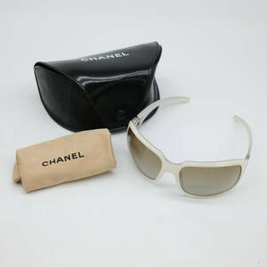 【お値引き】CHANEL シャネル サングラス ココマーク ホワイト 白 6023