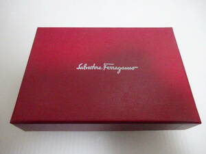 美品 フェラガモ Salvatore Ferragamo キーケース用 箱