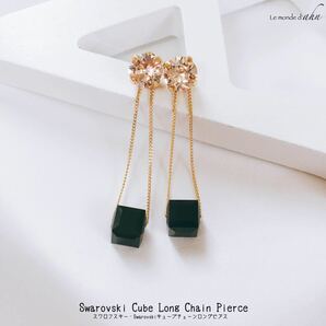 Swarovski キューブ × チェーン チタン ピアス/Silk