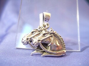  Yokohama newest silver SILVER925 silver pendant 2 head. horse! attraction. hose 4.5 gram width 26 millimeter men's lady's postage 220 jpy necklace 26a