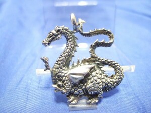 横浜最新 シルバーSILVER925銀ペンダント龍♪魅惑のドラゴン 9.3ｇ メンズレディース 送料220円ネックレス4a