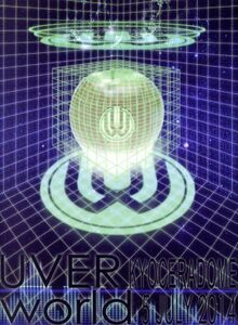 ＵＶＥＲｗｏｒｌｄ　ＬＩＶＥ　ａｔ　ＫＹＯＣＥＲＡ　ＤＯＭＥ　ＯＳＡＫＡ（初回生産限定版）（Ｂｌｕ－ｒａｙ　Ｄｉｓｃ）／ＵＶＥＲｗ