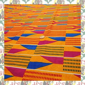 【SALE/90cm x 110cm/1ヤード】アフリカンプリント生地 kente-a52 アフリカ布 アフリカ生地 ゴールドプリント アンカラ キテンゲ パーニュ