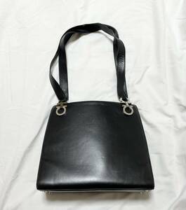  Italy made Salvatore Ferragamo Salvatore Ferragamo gun chi-ni leather shoulder bag tote bag AK 6256 black black 