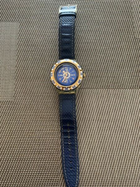 SWATCH 腕時計