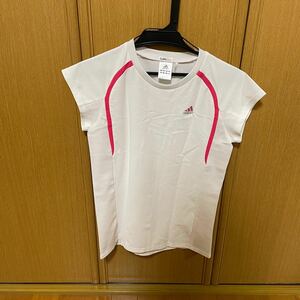adidas アディダス Tシャツ　スポーツウェア