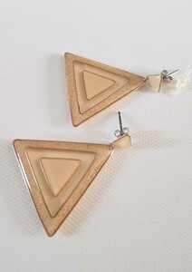  new goods unused Mon Tresor Gold color lame entering triangle shape titanium post earrings 