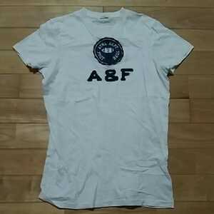 アバクロンビー&フィッチ　半袖Tシャツ　M