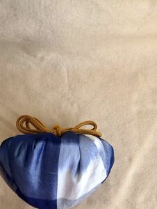 手作り仕覆 藍染幾何学模様正絹緞子綿入り 径34cm/ 時代 古陶磁 古美術 染付 赤絵 大樋 黒楽 茶碗 茶道具 茶入 床の間 袋物 仕覆