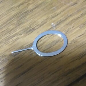 SIMカードピン