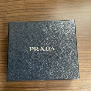 PRADA プラダ　財布　箱