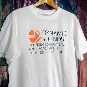 送込 Dynamic Sounds　バイロンリー　jamaica 半袖Tシャツ　白　2XLサイズ 