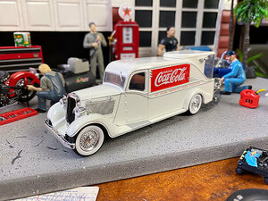 コカ・コーラ　1934年ダッジ・KH-32ファウンテントラックのダイキャストミニカー　1/43スケール ■ アメリカン雑貨 アメリカ雑貨