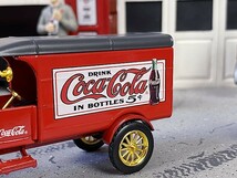 コカ・コーラ　1926年フォード　モデルTTデリバリーバンのダイキャストミニカー　1/43スケール ■ アメリカン雑貨 アメリカ雑貨_画像8