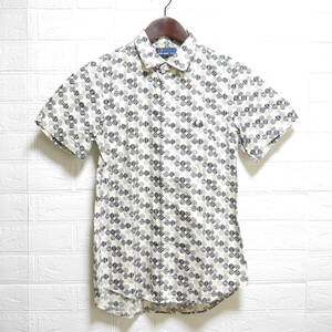 F22 □ FRED PERRY □ フレッドペリー　半袖シャツ　柄　中古　サイズＸＳ